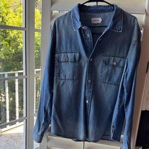 Frame Denim Button-Up Shirt